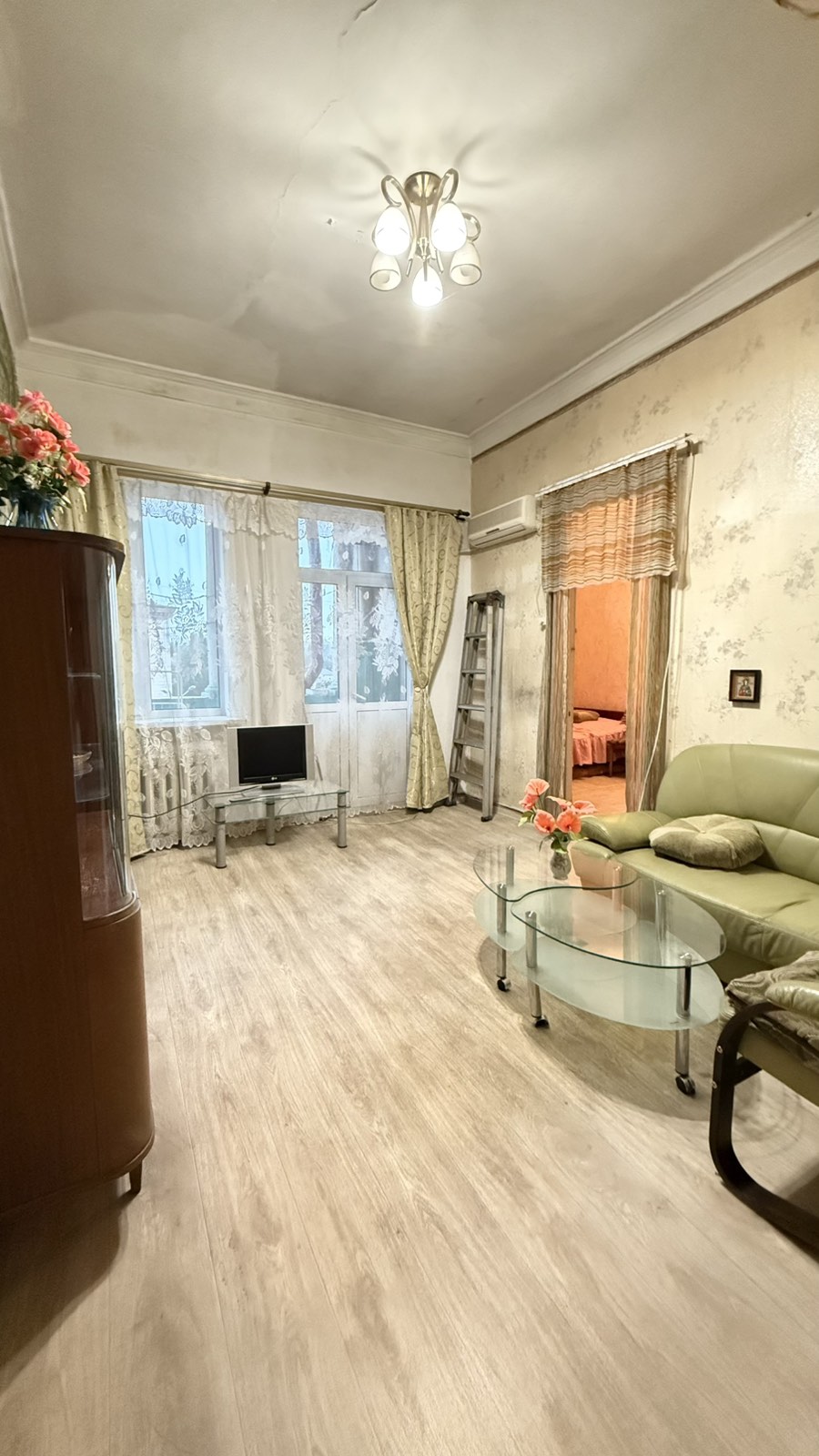 Здам в оренду 2 кім. квартиру вул. Пастера.