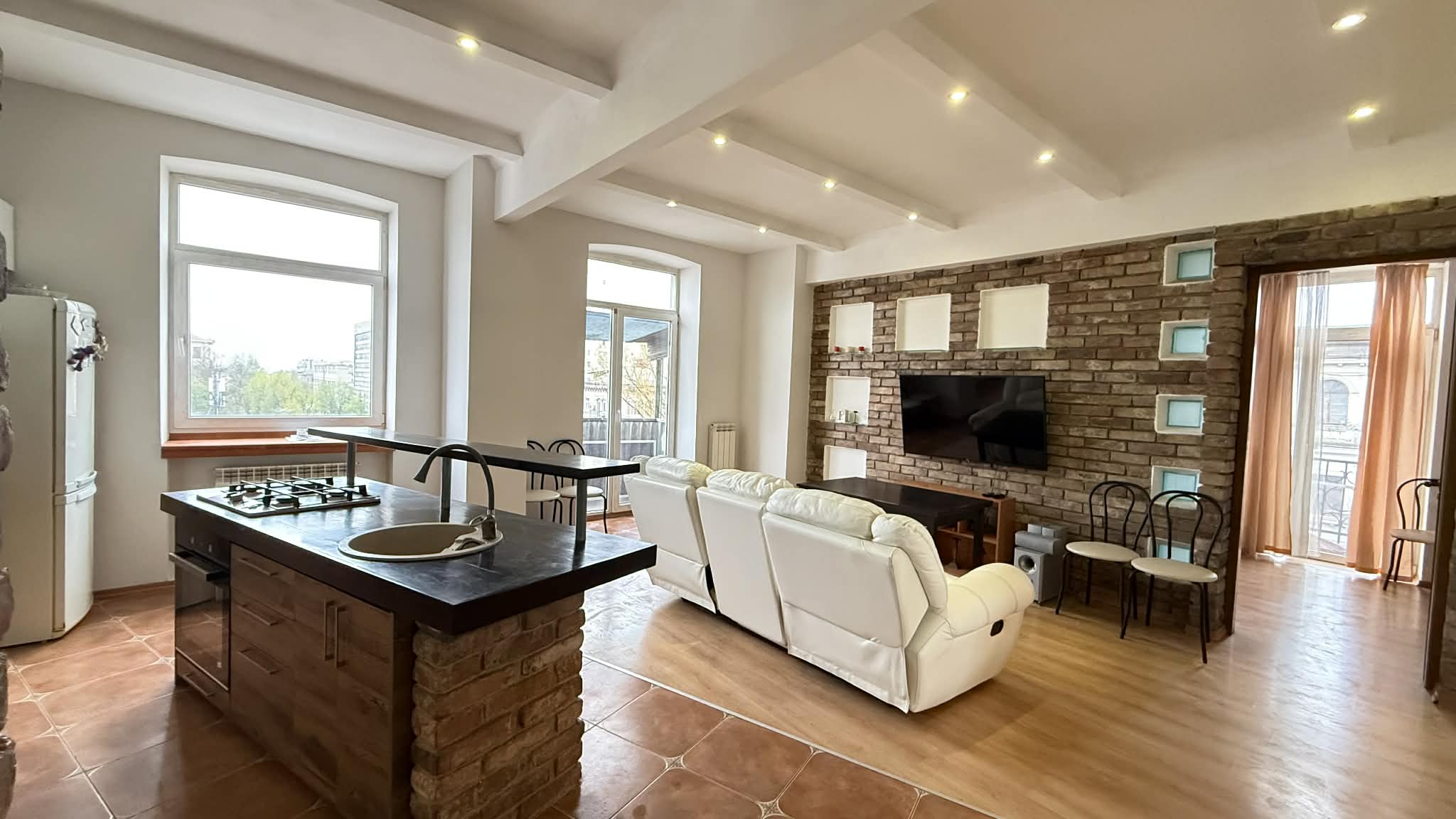 Пропоную зняти квартиру район Нагірний.